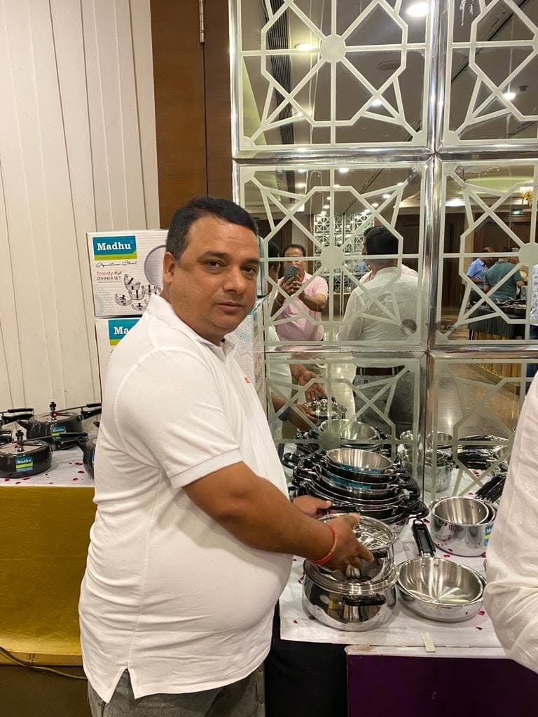 Utensils Auction